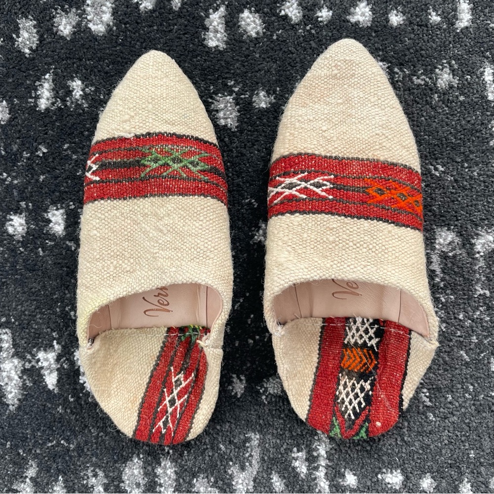 NWT Verve Culture Moroccan Kilim bohemian house slippers